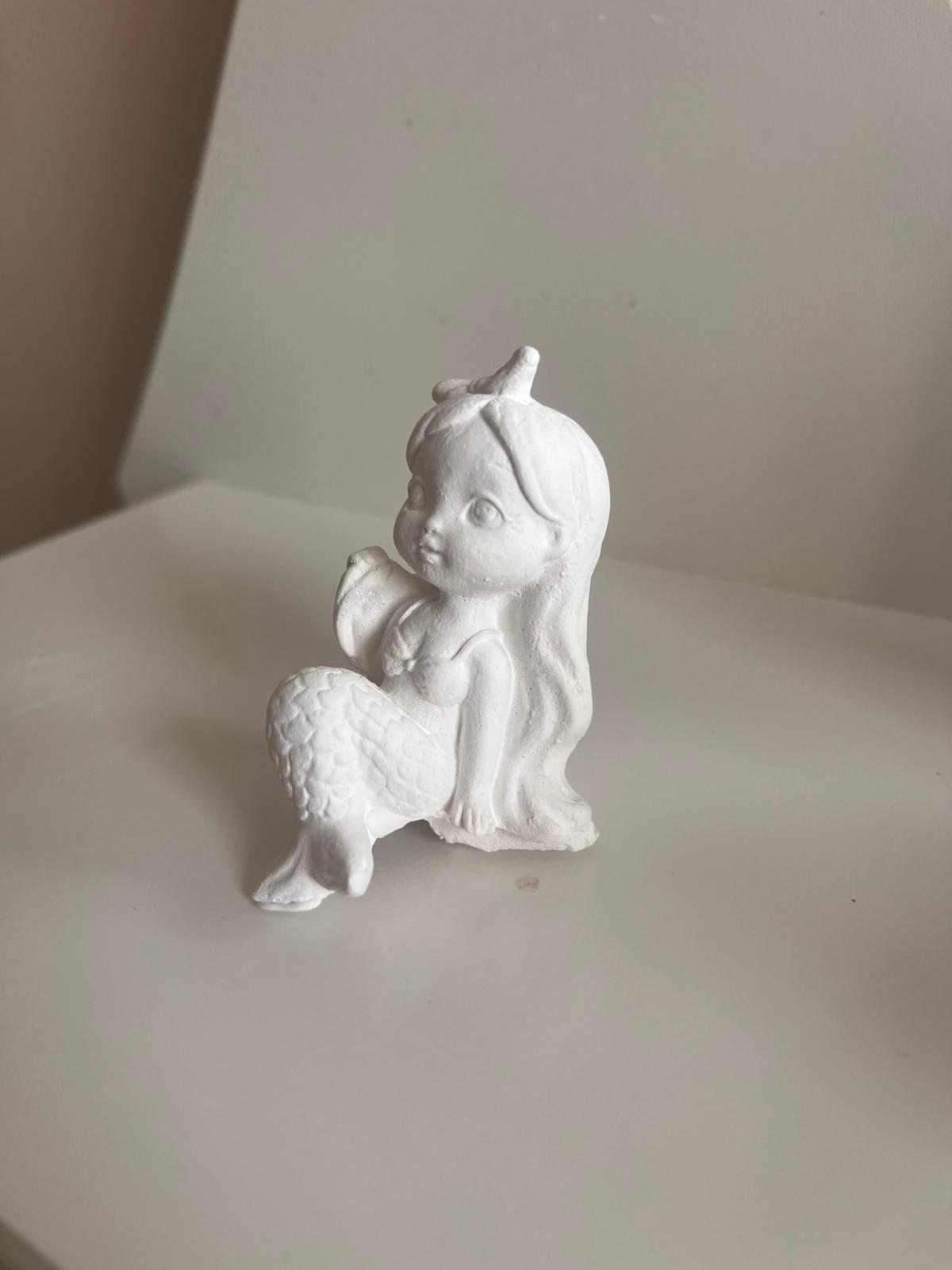 Denizkizi taş figur