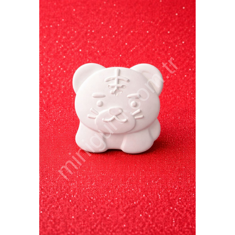 Minik Aslan Figürü